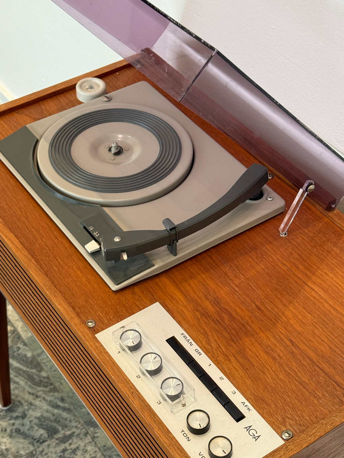 Radiogrammofon, AGA